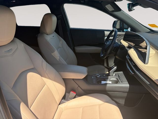 2024 Cadillac XT4 Luxury
