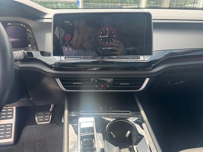 2024 Volkswagen Atlas Cross Sport 2.0T SEL Premium R-Line