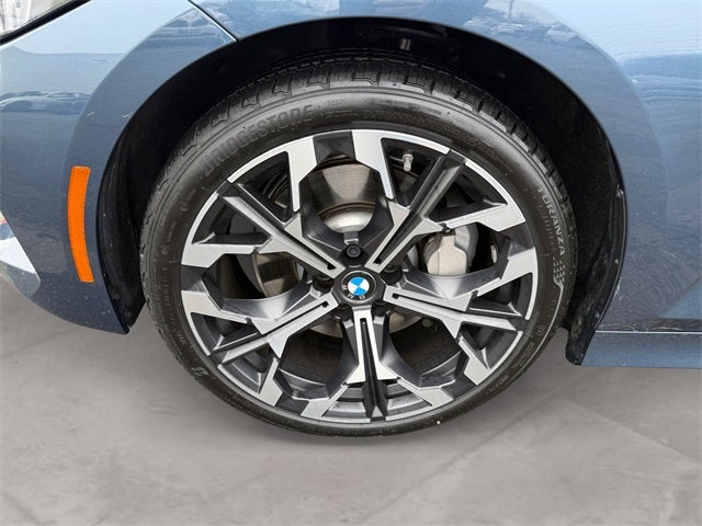 2025 BMW 3 Series 330i xDrive