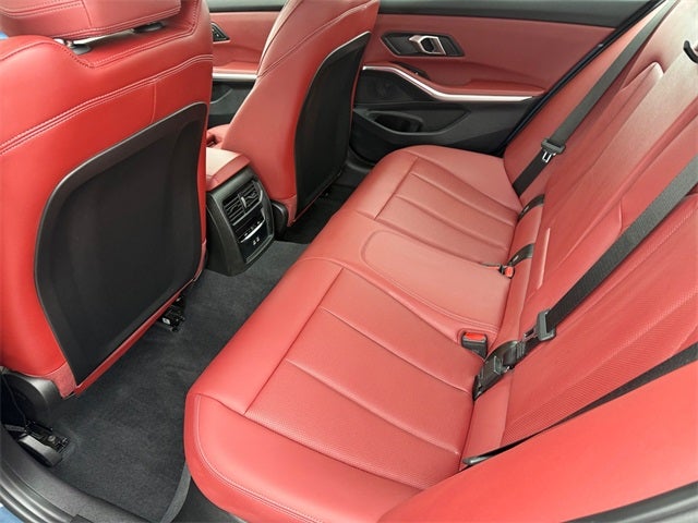 2025 BMW 3 Series 330i xDrive