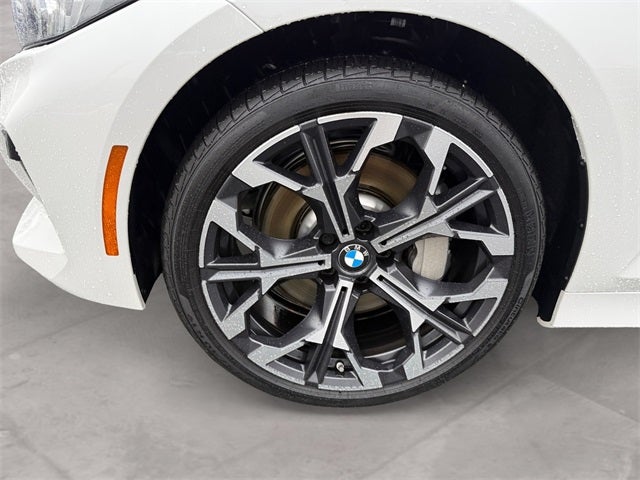 2025 BMW 3 Series 330i xDrive