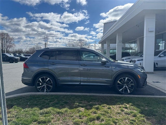 2024 Volkswagen Tiguan 2.0T SEL R-Line