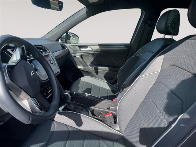 2024 Volkswagen Tiguan 2.0T SEL R-Line