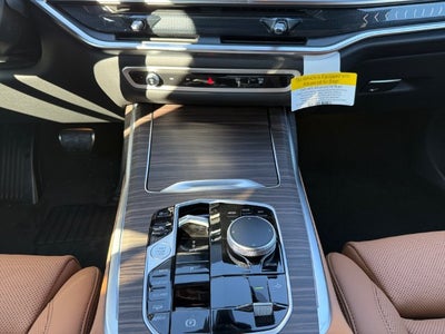 2027 BMW X7 xDrive40i