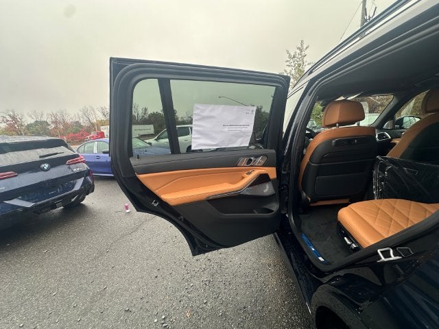 2027 BMW X7 xDrive40i