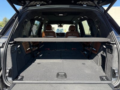 2027 BMW X7 xDrive40i