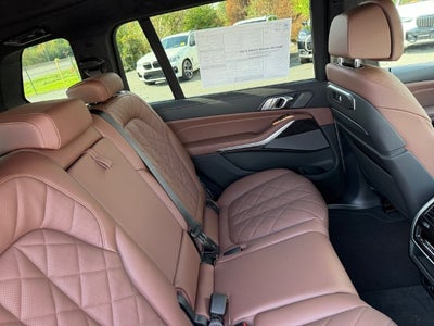 2027 BMW X7 xDrive40i