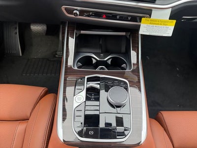 2027 BMW X7 xDrive40i