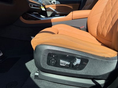 2027 BMW X7 xDrive40i