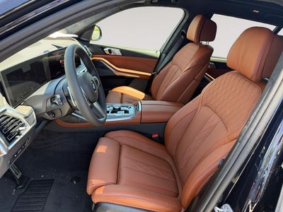 2027 BMW X7 xDrive40i