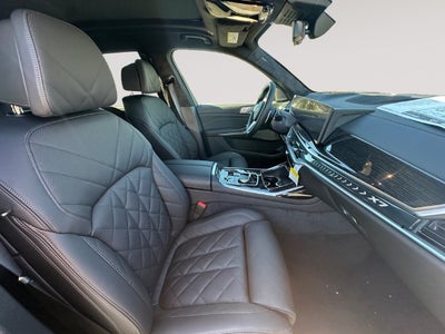 2027 BMW X7 xDrive40i