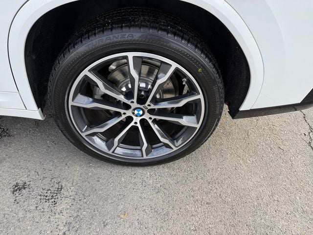 2022 BMW X4 xDrive30i