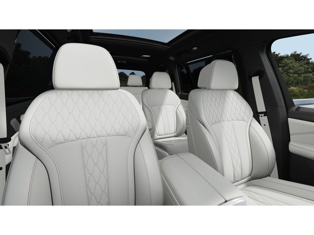 2026 BMW X7 M60i
