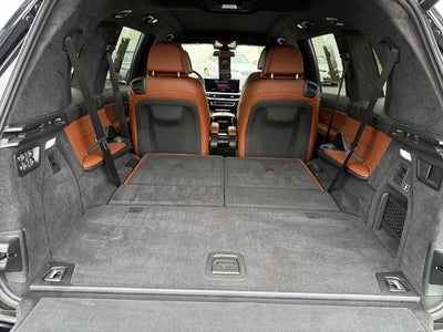 2024 BMW X7 M60i