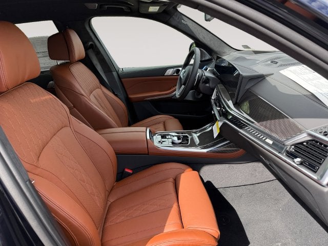 2027 BMW X7 M60i