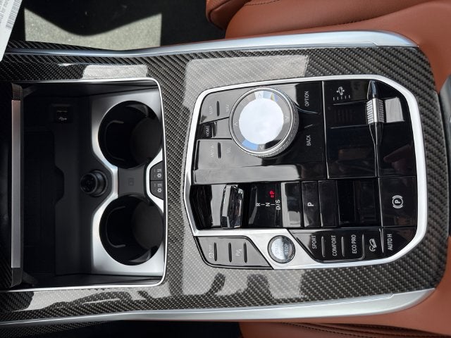 2027 BMW X7 M60i