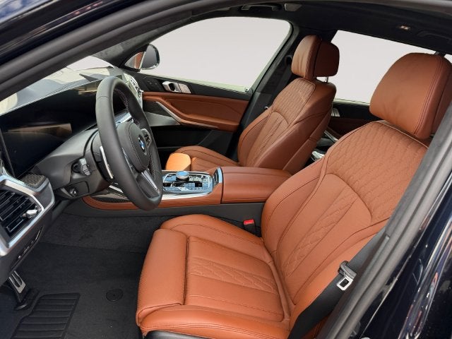2027 BMW X7 M60i