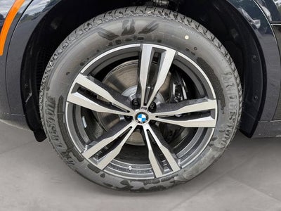 2027 BMW X7 M60i