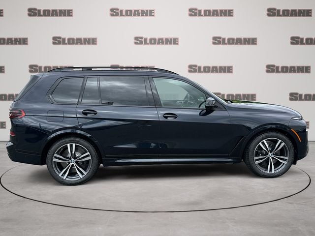2027 BMW X7 M60i