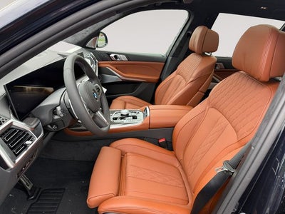 2027 BMW X7 M60i