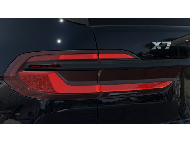 2027 BMW X7 M60i