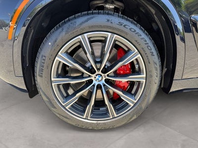 2026 BMW X5 M60i
