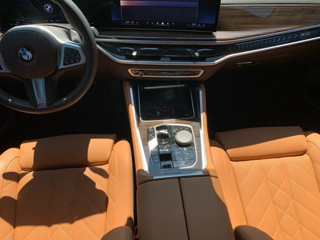 2025 BMW X6 xDrive40i