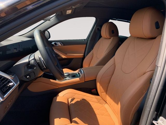 2025 BMW X6 xDrive40i