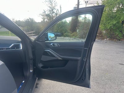 2027 BMW X6 xDrive40i