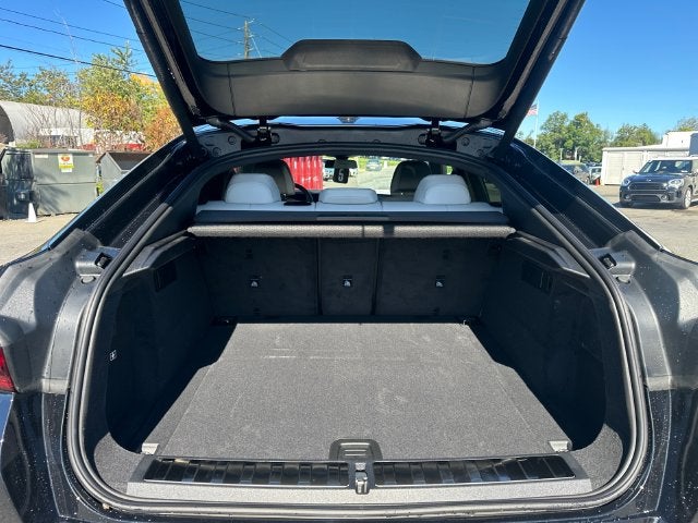 2027 BMW X6 xDrive40i