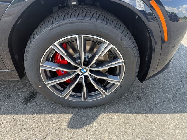 2027 BMW X6 xDrive40i