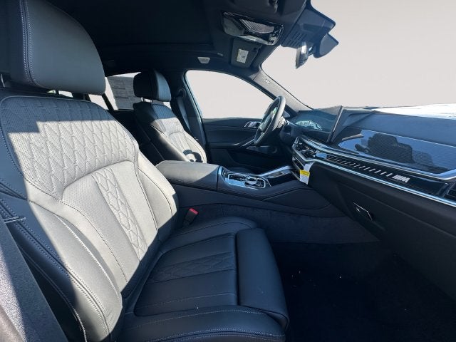 2027 BMW X6 M60i