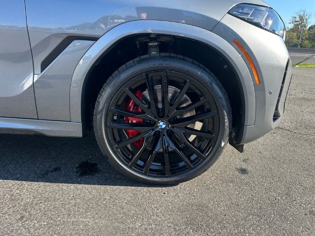 2027 BMW X6 M60i