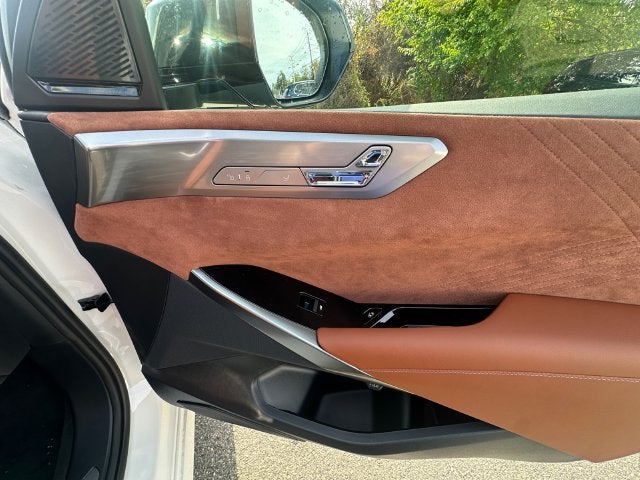 2027 BMW X5 40 xDrive