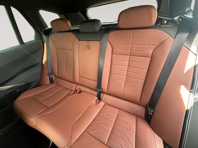 2027 BMW X5 40 xDrive