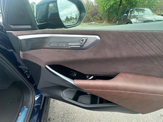2027 BMW X5 40 xDrive