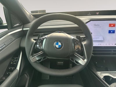 2027 BMW X5 40 xDrive