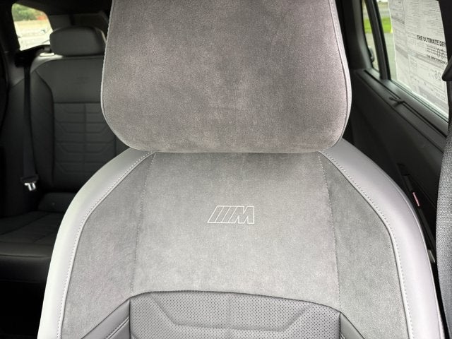2027 BMW X5 40 xDrive