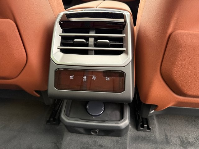 2027 BMW X5 40 xDrive