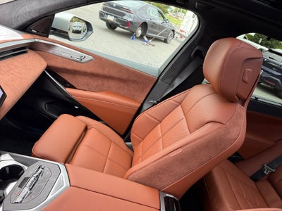 2027 BMW X5 40 xDrive