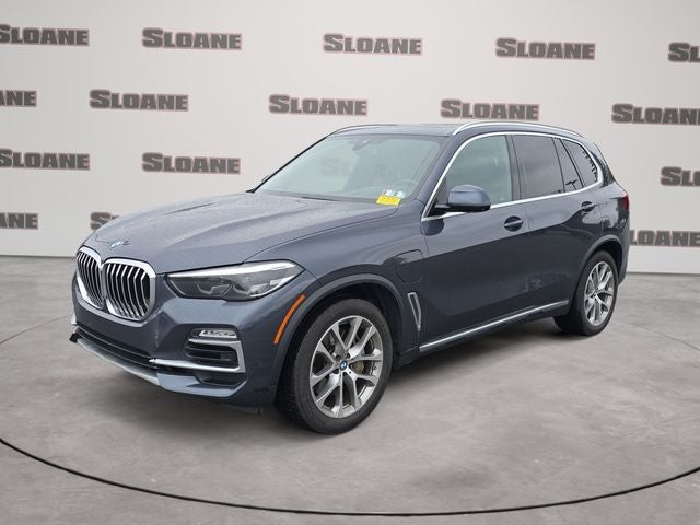 2021 BMW X5 xDrive45e's photo