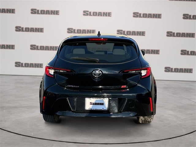 2025 Toyota Corolla Hatchback SE