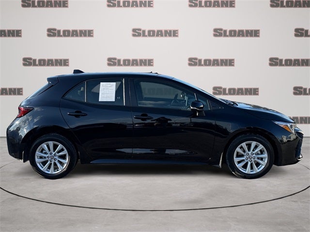 2025 Toyota Corolla Hatchback SE