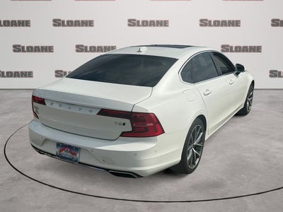 2018 Volvo S90 T6 Momentum