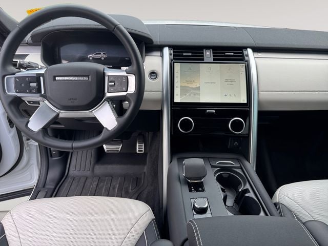 2024 Land Rover Discovery Dynamic SE