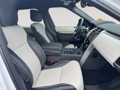 2024 Land Rover Discovery Dynamic SE
