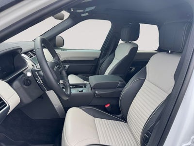 2024 Land Rover Discovery Dynamic SE