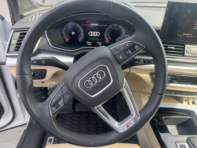 2024 Audi Q5 45 S line Premium quattro