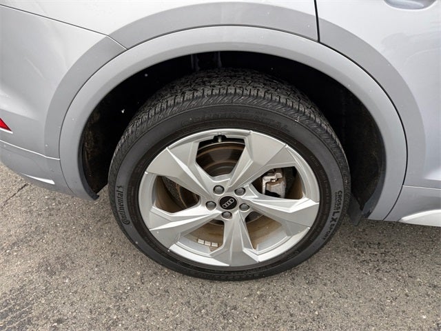 2023 Audi Q5 45 S line Premium quattro