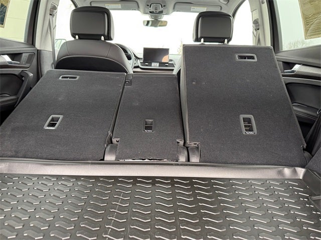 2023 Audi Q5 45 S line Premium quattro